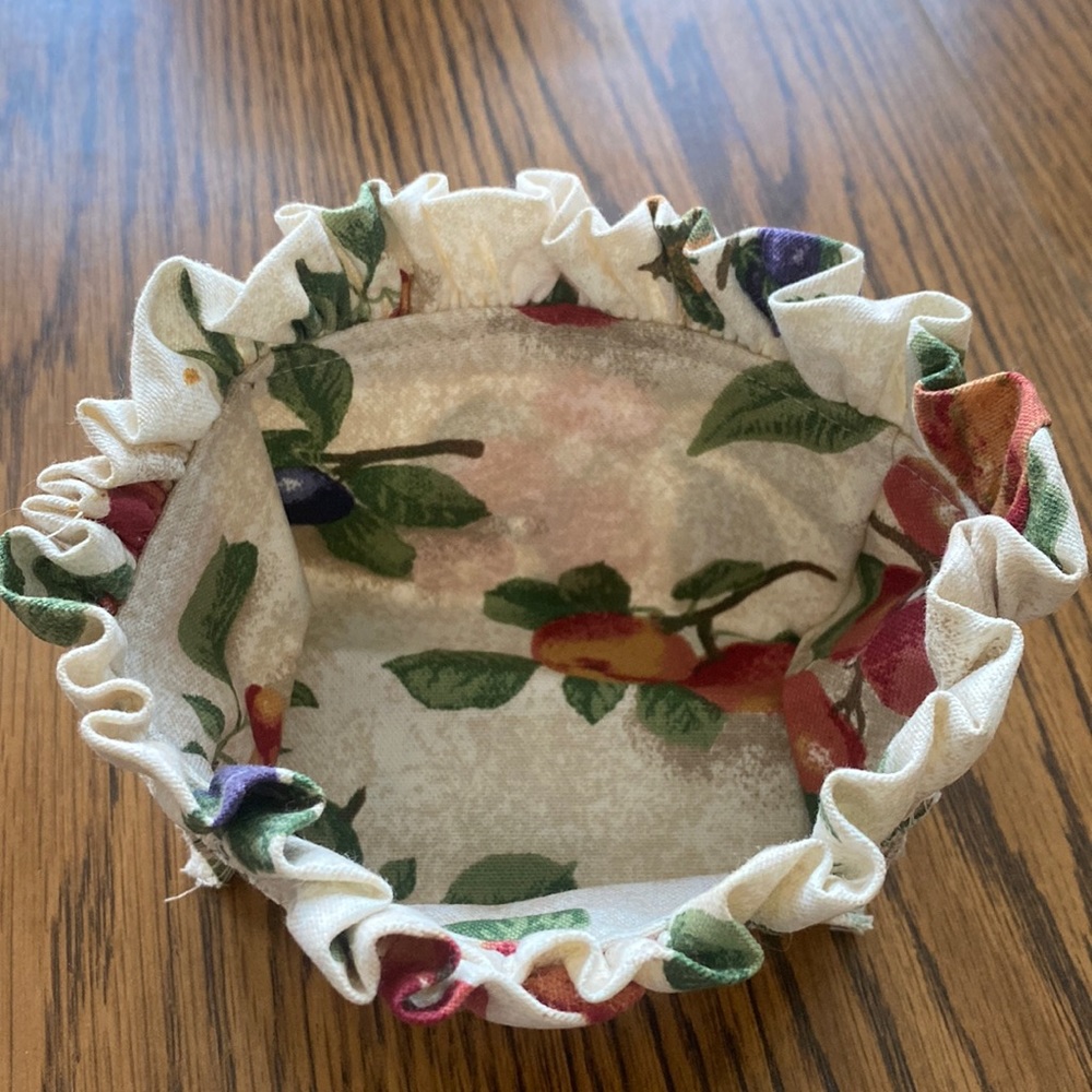 Longaberger Liner for Salt & Pepper Basket in Fruit Medley Fabric